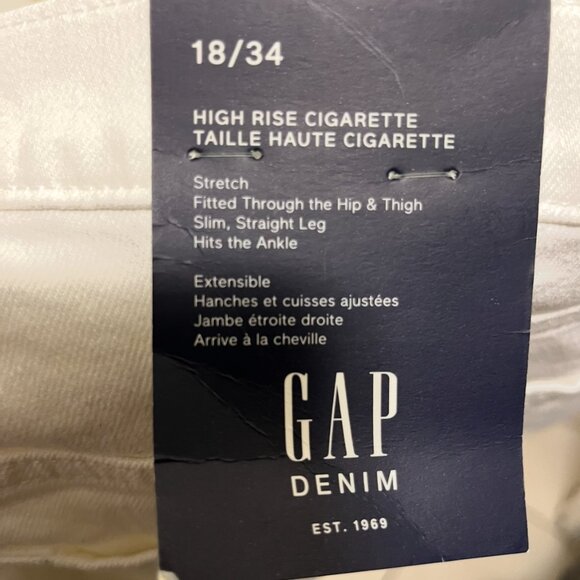 Button fly white GAP jeans - NWT size 18 - Picture 3 of 3